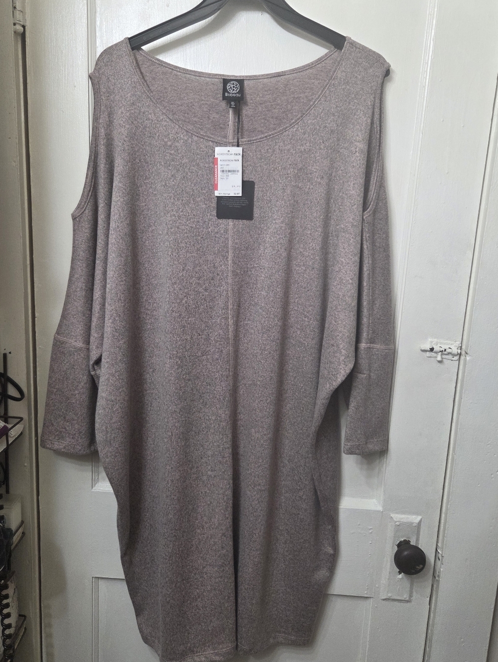 4X Bobeau Cold-Shoulder Tunic